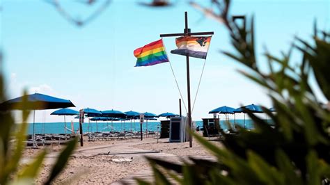 locali gay livorno|Ambiente a Livorno